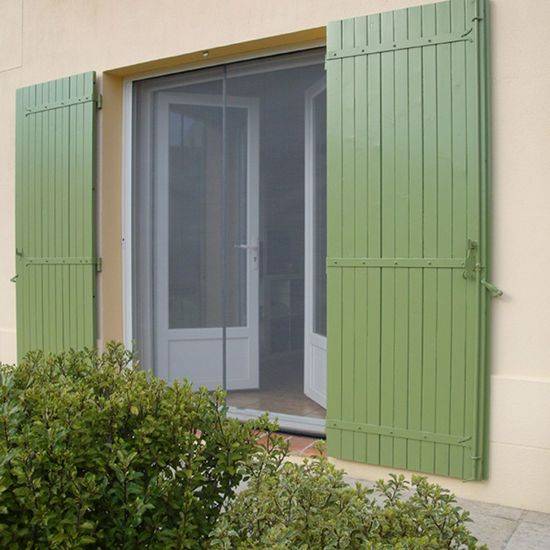 Moustiquaire enroulable pour porte INSECTIDOOR à Istres & dans tout les Bouches du Rhône