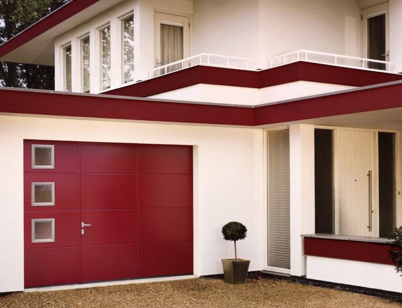 Porte de garage sectionnelle – Martigues (Bouches-du-Rhône)