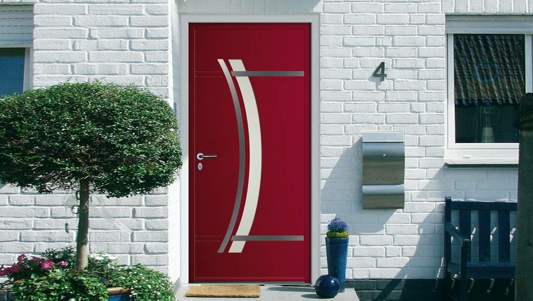 Installation d’une porte d’entrée contemporaine en aluminium – Salon de Provence