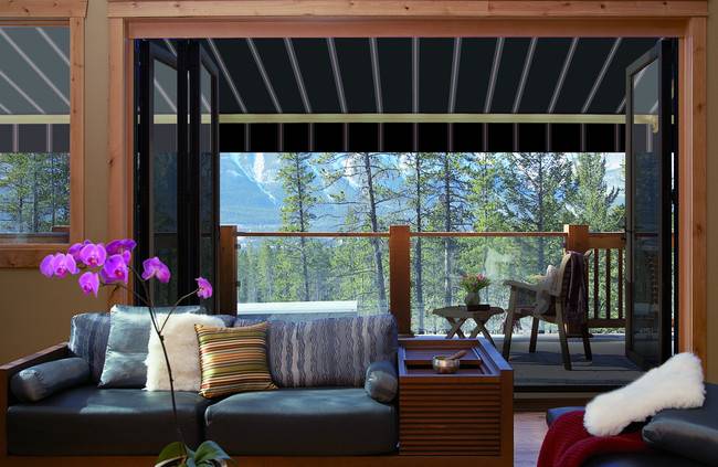 Les stores bannes, pour la Couronne (Martigues) et les Bouches-du-Rhône !